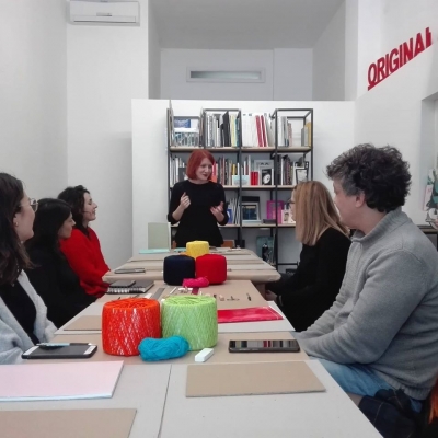 MAKING BOOKS I -   Creare libri con ago e filo